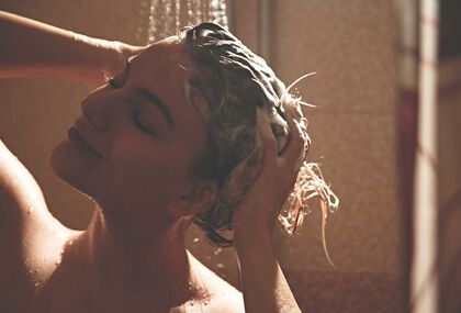 Hydratation, nutrition ou r&eacute;paration : de quoi mes cheveux ont-ils besoin ?
