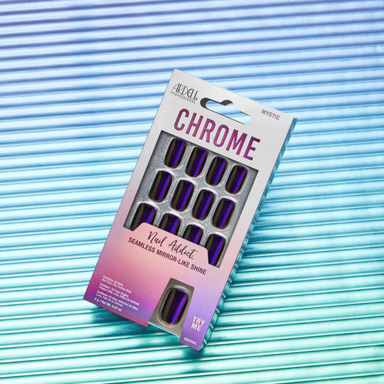 Faux ongle effet chrome mystic