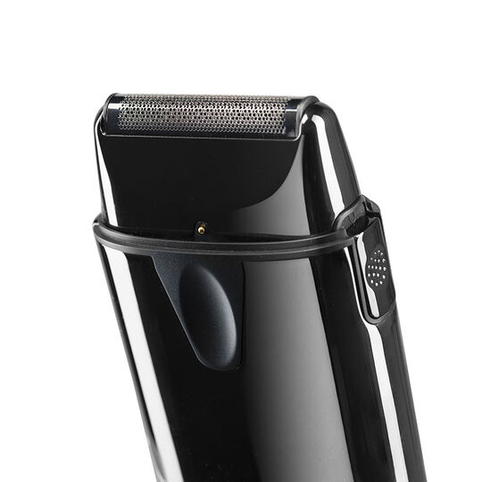 Rasoir simple grille avec lumi&egrave;re d&eacute;sinfectante UVFOIL01