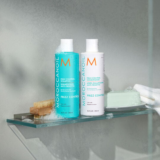 Shampooing anti-frisottis