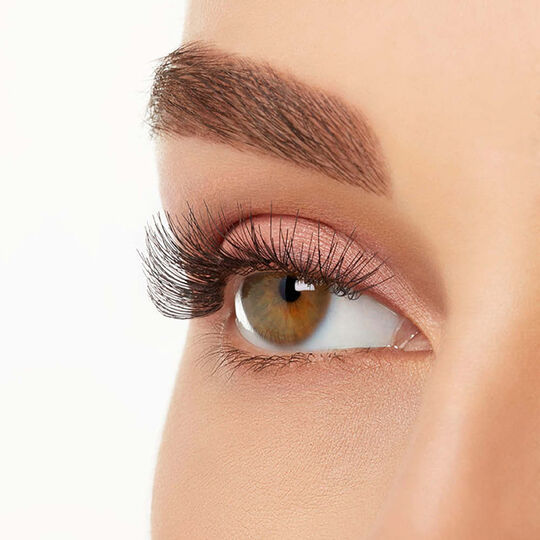 Faux-cils individuels en touffes médium