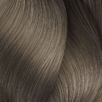 Coloration ton sur ton Dialight 8.18 milkshake blond clair cendr&eacute; moka