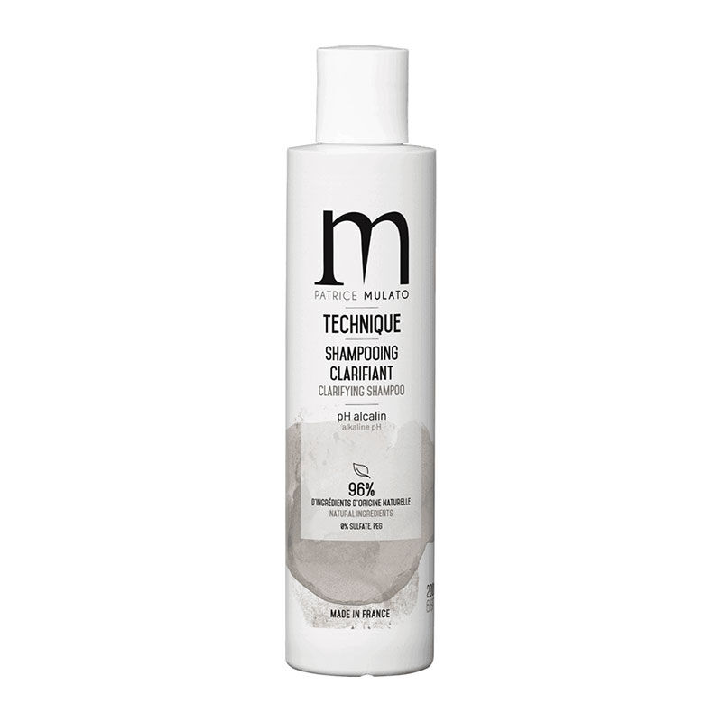 Shampooing technique clarifiant
