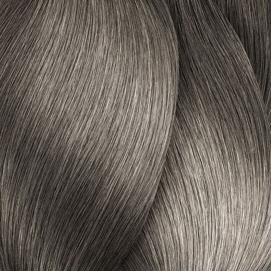 Coloration ton sur ton Dia Color 8.1 blond clair cendr&eacute;