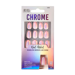 Faux ongle effet chrome orb