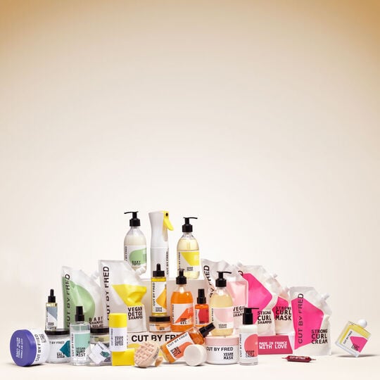 Cr&egrave;me lavante cheveux tr&egrave;s boucl&eacute;s fris&eacute;s Strong Curl Shampoo