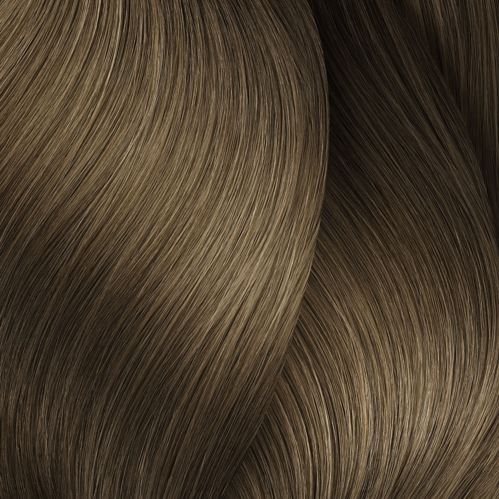 Coloration cr&egrave;me de beaut&eacute; Majirel 8.13 blond clair cendr&eacute; dor&eacute;