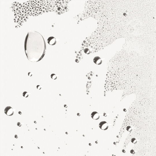 Spray volumateur et protecteur