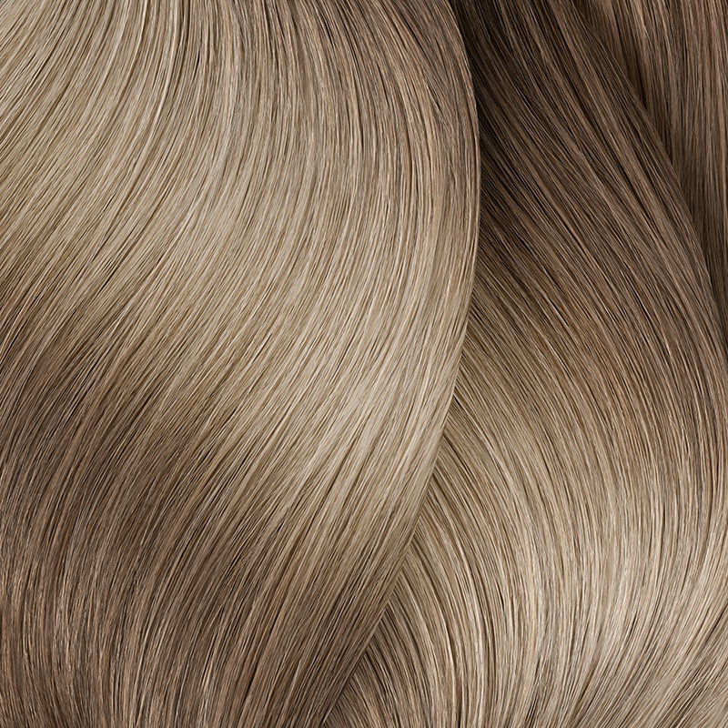 Coloration ton sur ton Dialight 10.12 milkshake glac&eacute; nacr&eacute;