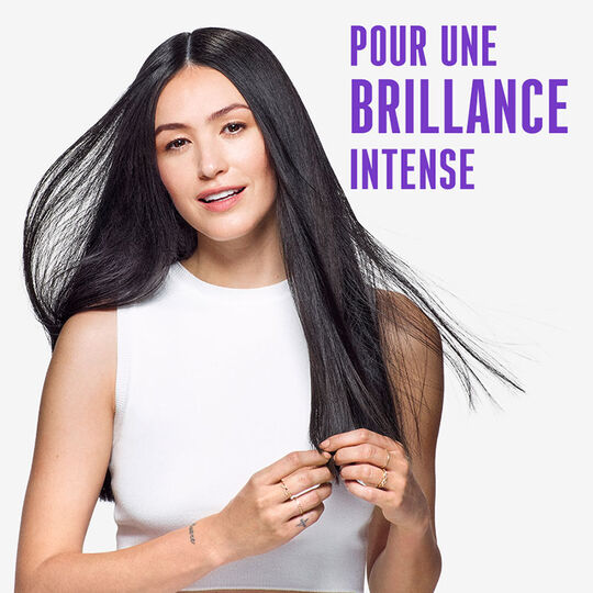 Shampooing lissant pour cheveux indisciplinés BC Frizz Away